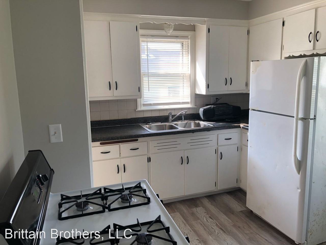 6033 N 38th St - Photo 2 of 5