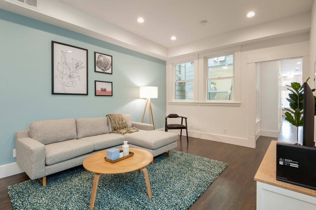 988-994 Pine St - Photo 3 of 17