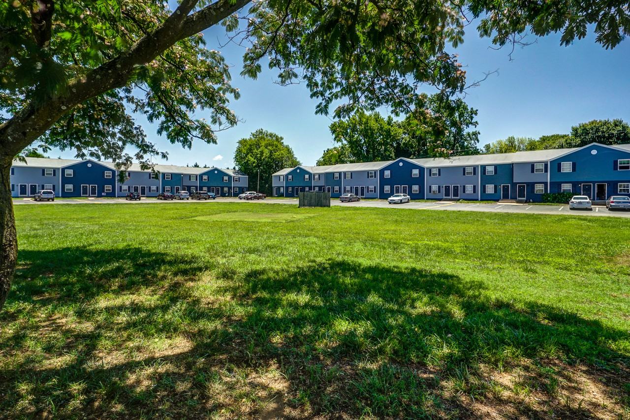 1707 Colorado Ave - Photo 3 of 31