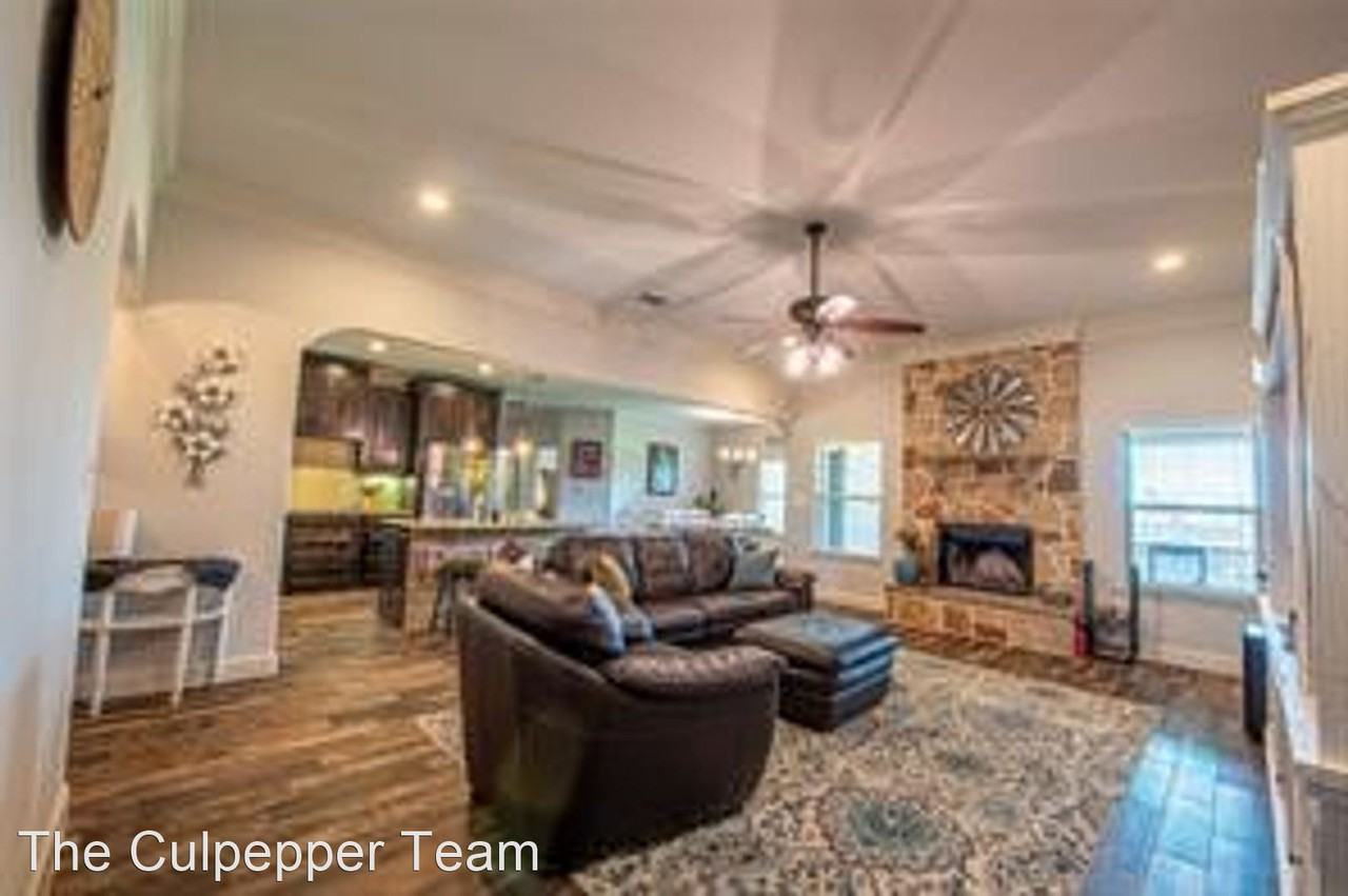 130 Brock Ln - Photo 3 of 20