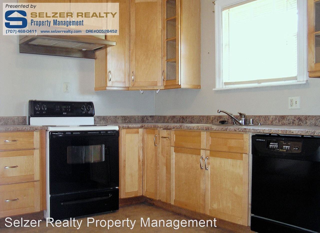 1502 Bartolomei Rd - Photo 3 of 8