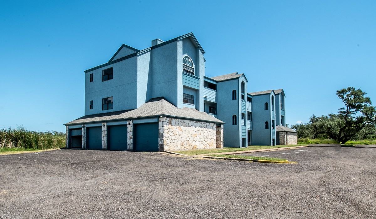 146 Westlake Dr - Photo 3 of 27