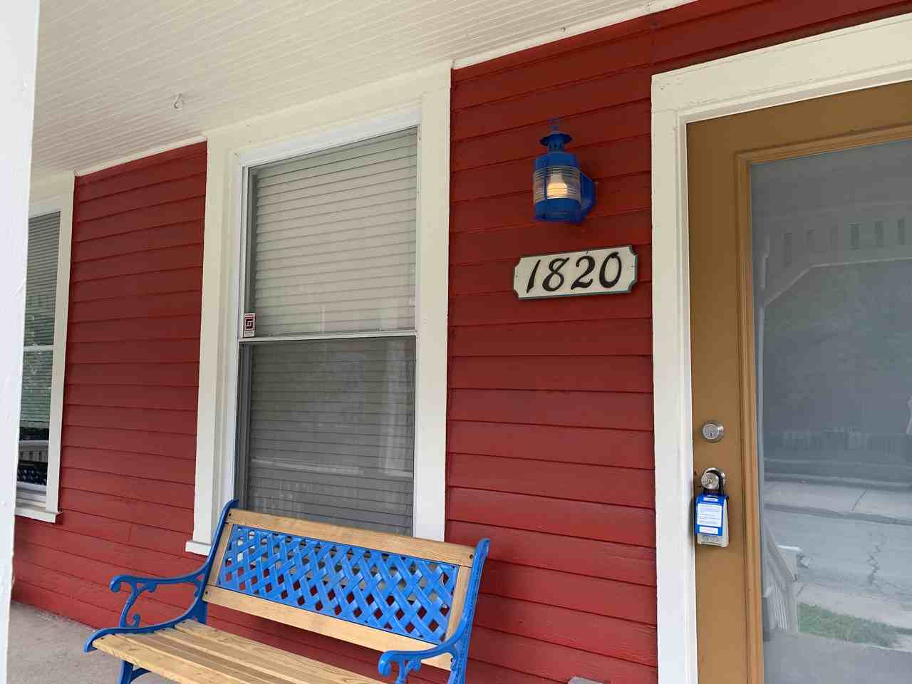 1820 E 12th St - Photo 3 of 28
