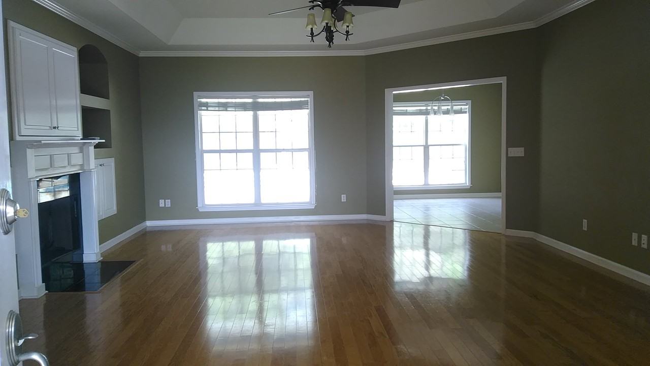 112 Autumn Way - Photo 3 of 9