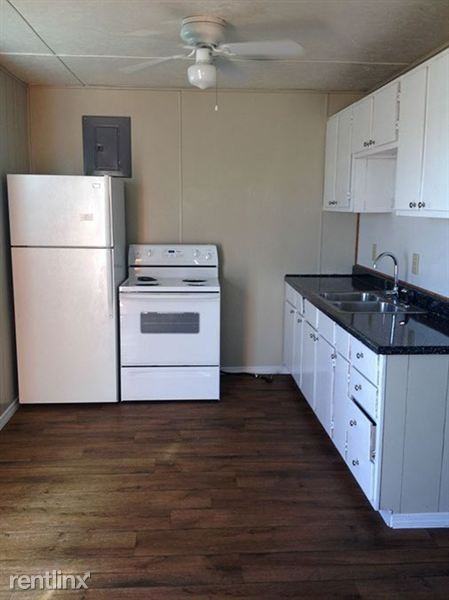 1210 Knight St - Photo 3 of 4