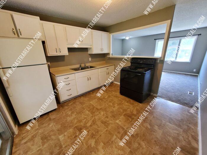 9532 Booth Ave - Photo 3 of 16