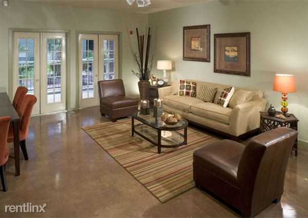 3304 Cole Ave - Photo 3 of 11