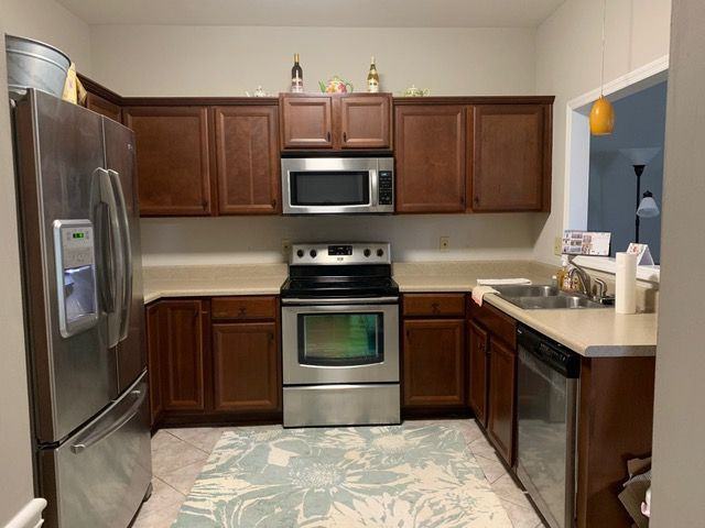 102 Carryback Dr - Photo 2 of 6