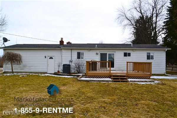 635 E Mill St - Photo 2 of 9