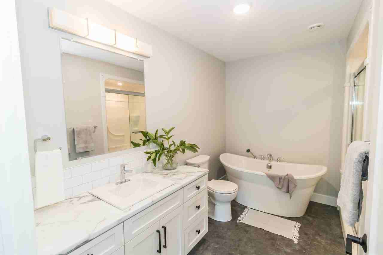 73 Leaside Crt - Photo 3 of 12