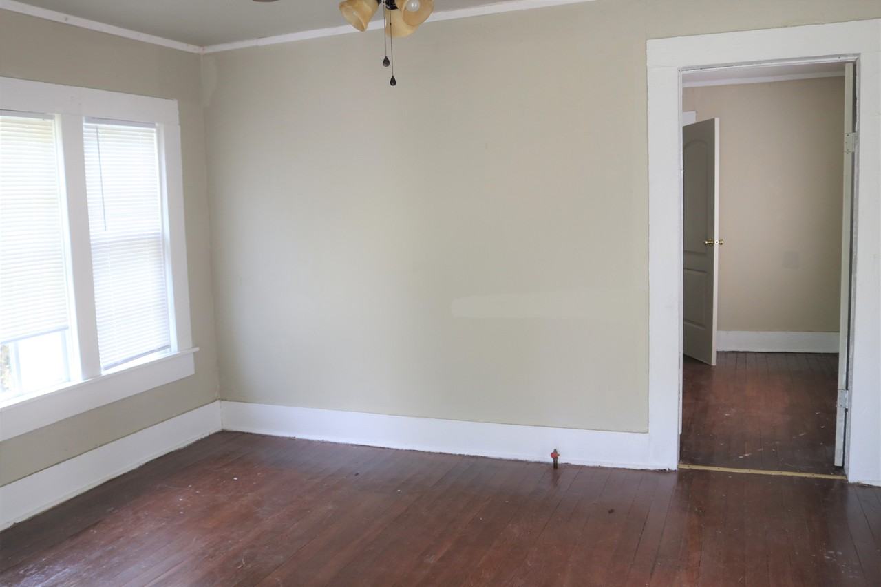945 Madison Avenue - Photo 3 of 10