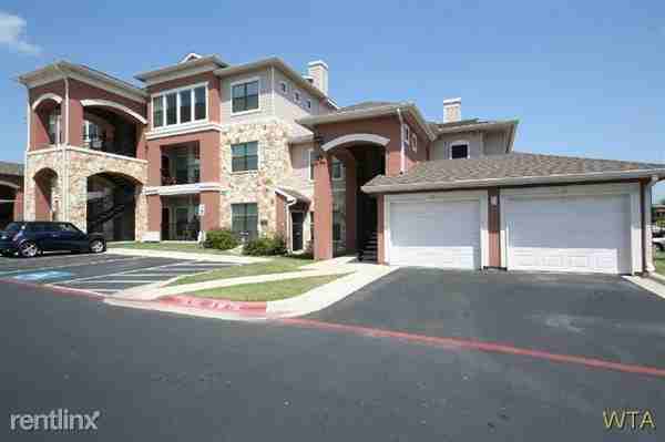 I-35 & Onion Creek Parkway - Photo 3 of 9