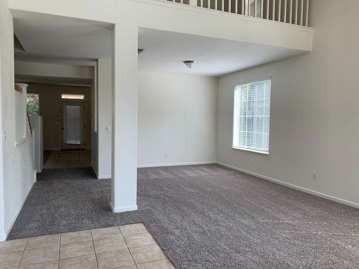 2650 S Peppertree St - Photo 2 of 27