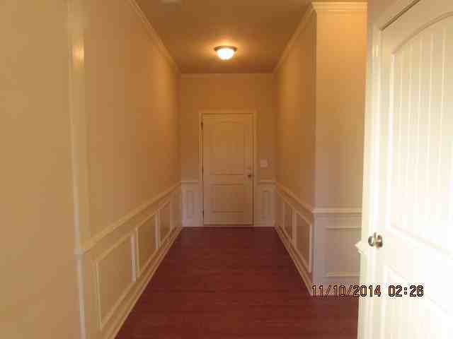 229 Sharon Way - Photo 2 of 26