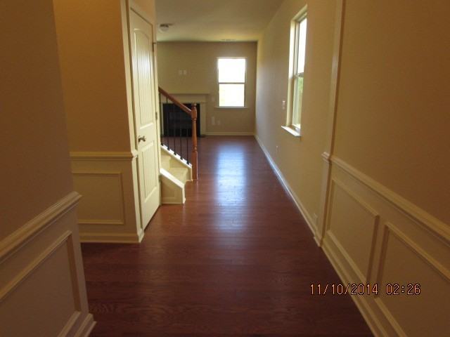 229 Sharon Way - Photo 3 of 26