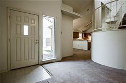 813 Westover Dr - Photo 3 of 19