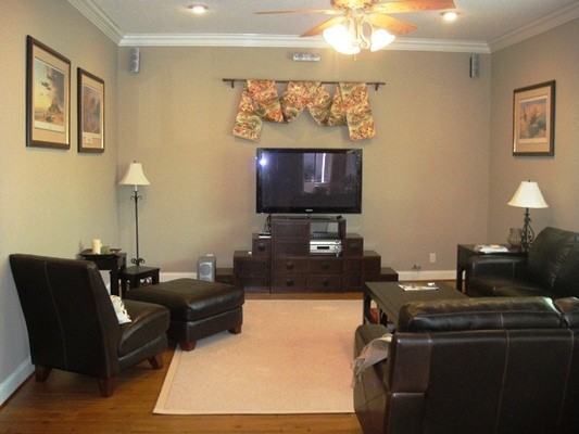 215 Mattie's Way - Photo 3 of 28