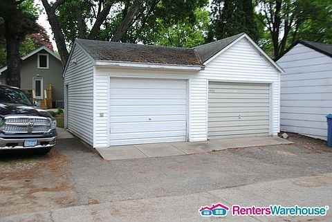 4842 34th Ave S - Photo 3 of 23