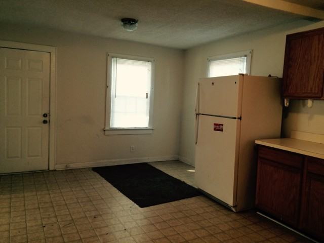 2705 Sewells Point Rd - Photo 2 of 6