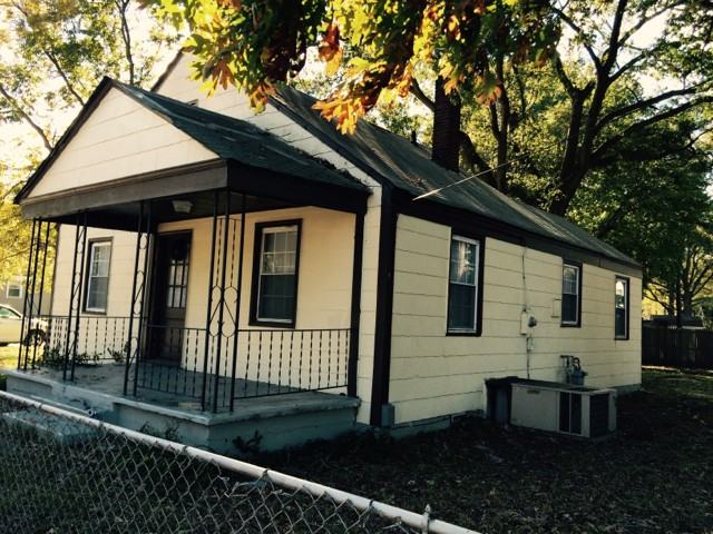 2705 Sewells Point Rd - Photo 3 of 6