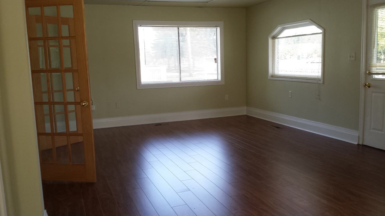 114 South West Avenue - Photo 2 of 6