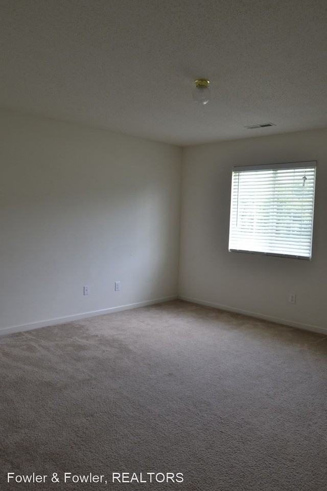 4008 Banbridge Dr - Photo 2 of 15