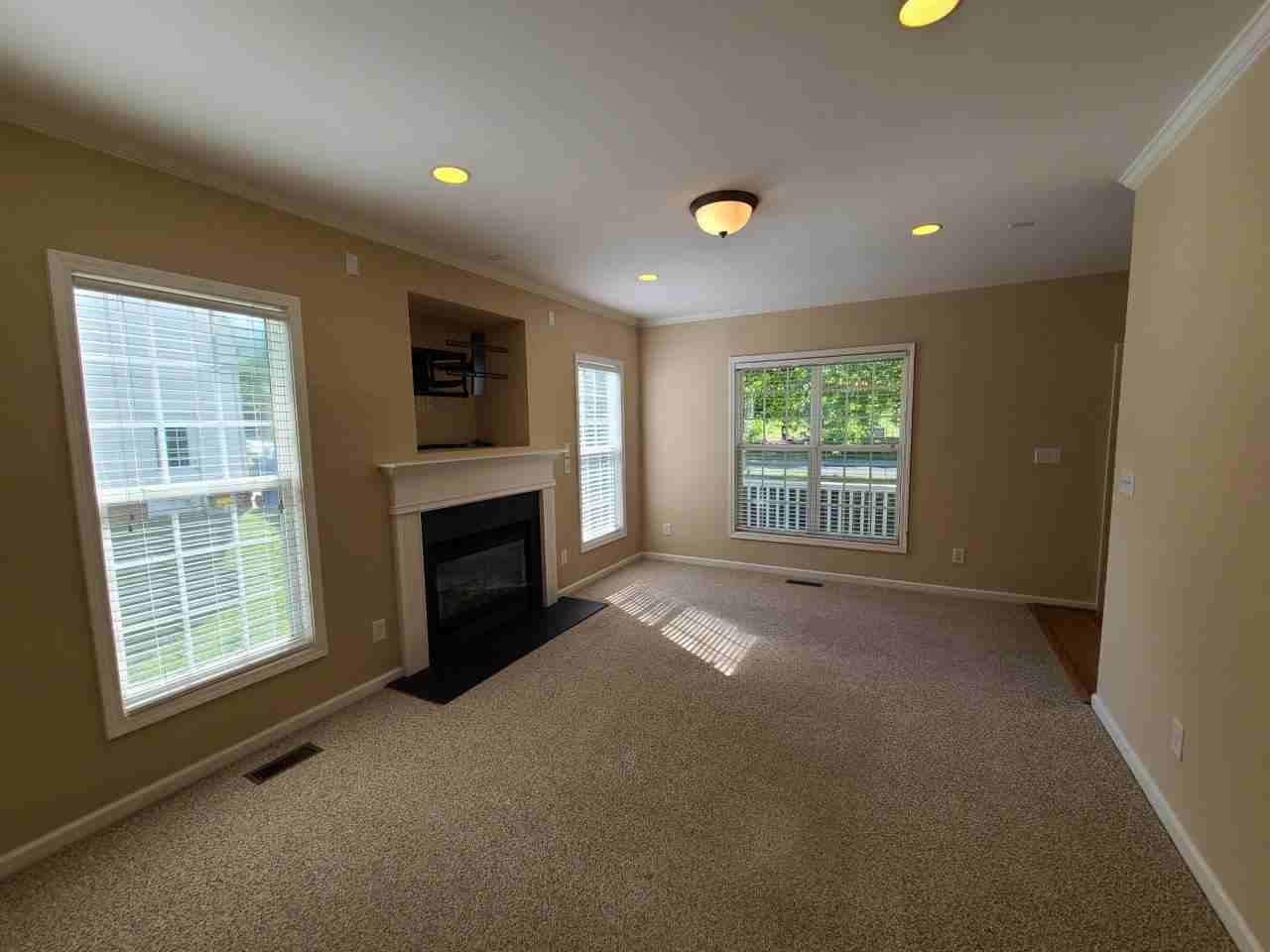 5105 Middleton Rd - Photo 3 of 25