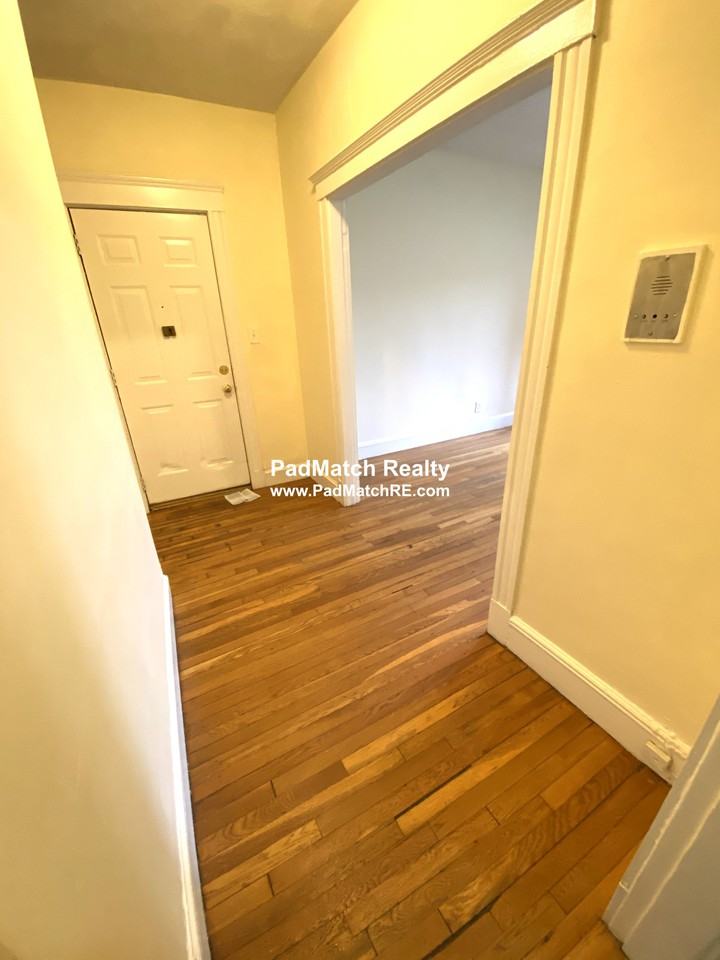 Commonwealth Ave. - Photo 3 of 11