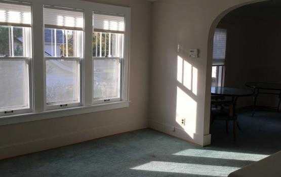 34545 Ash St - Photo 3 of 11