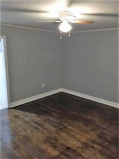 534 W Craighead Rd - Photo 2 of 6