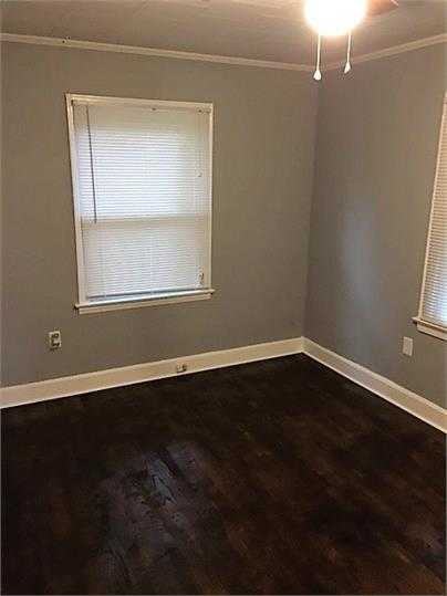 534 W Craighead Rd - Photo 3 of 6