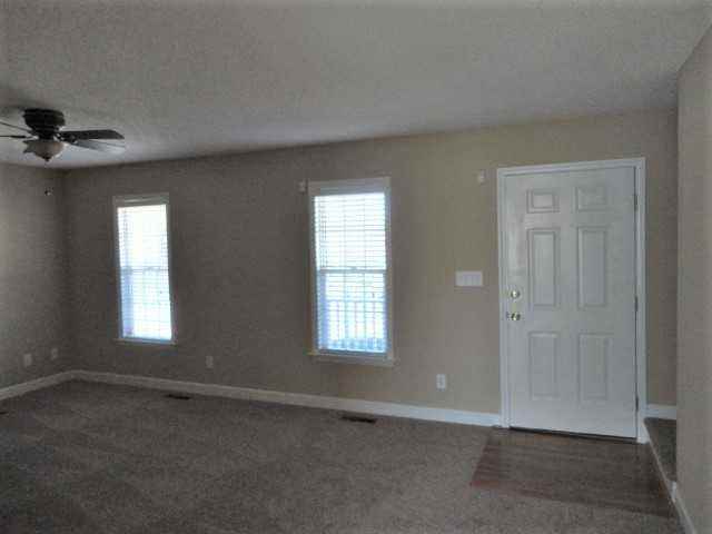 2920 Bridgeport Dr - Photo 2 of 15