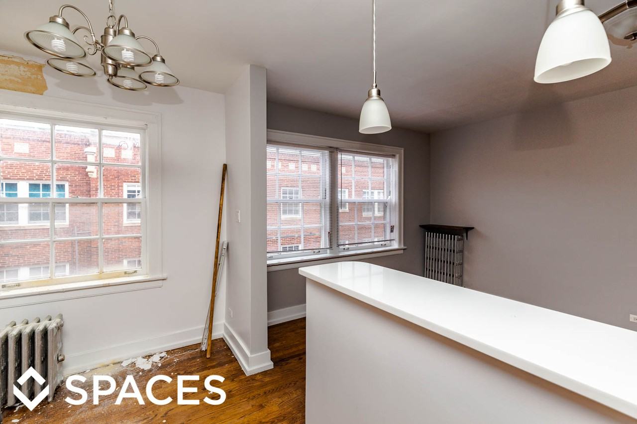 1712 West Albion - Photo 3 of 7
