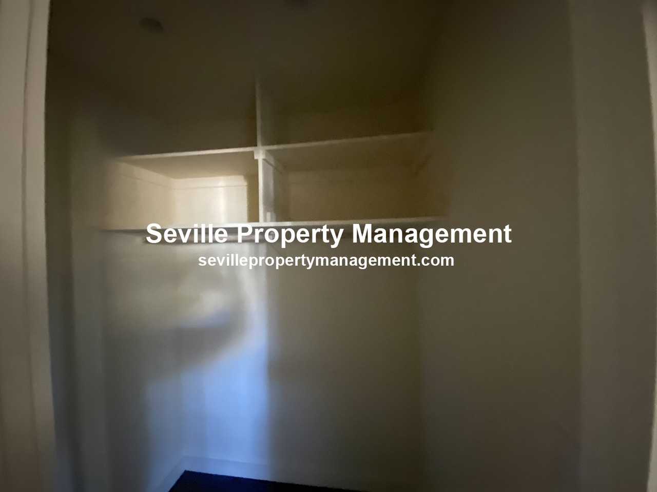 344 344 51st Street - 1 - Photo 3 of 48