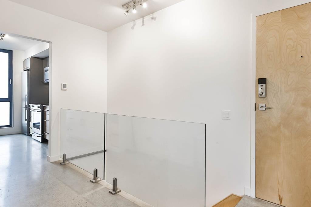 640 Boulevard Henri-Duhamel #2 - Photo 2 of 15