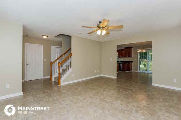 12423 Autumn Blaze Dr - Photo 3 of 14
