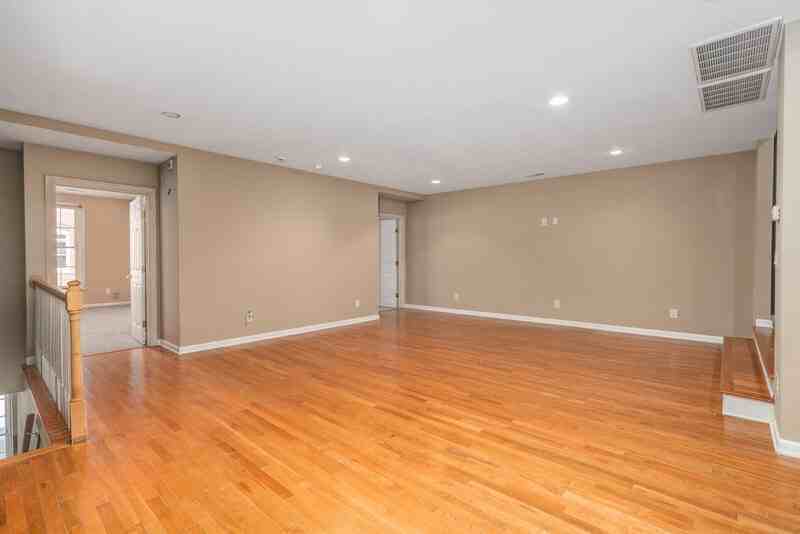 153 Howard St - Photo 3 of 50