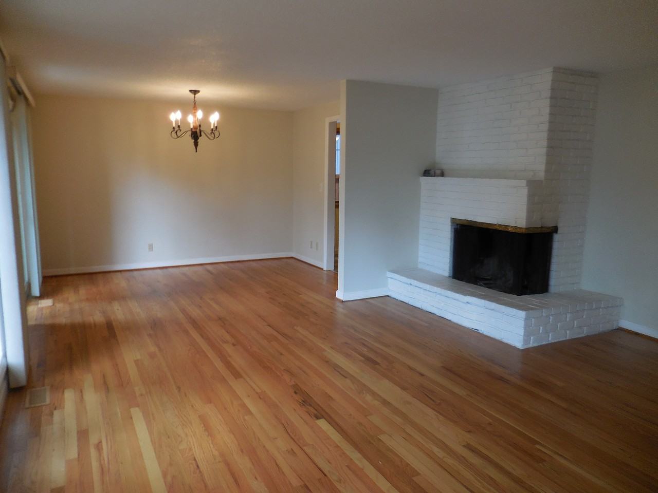 1033 Obrien St - Photo 2 of 31