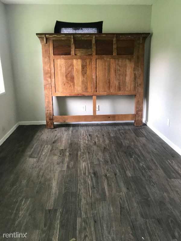 3257 Cartwright St - Photo 3 of 23