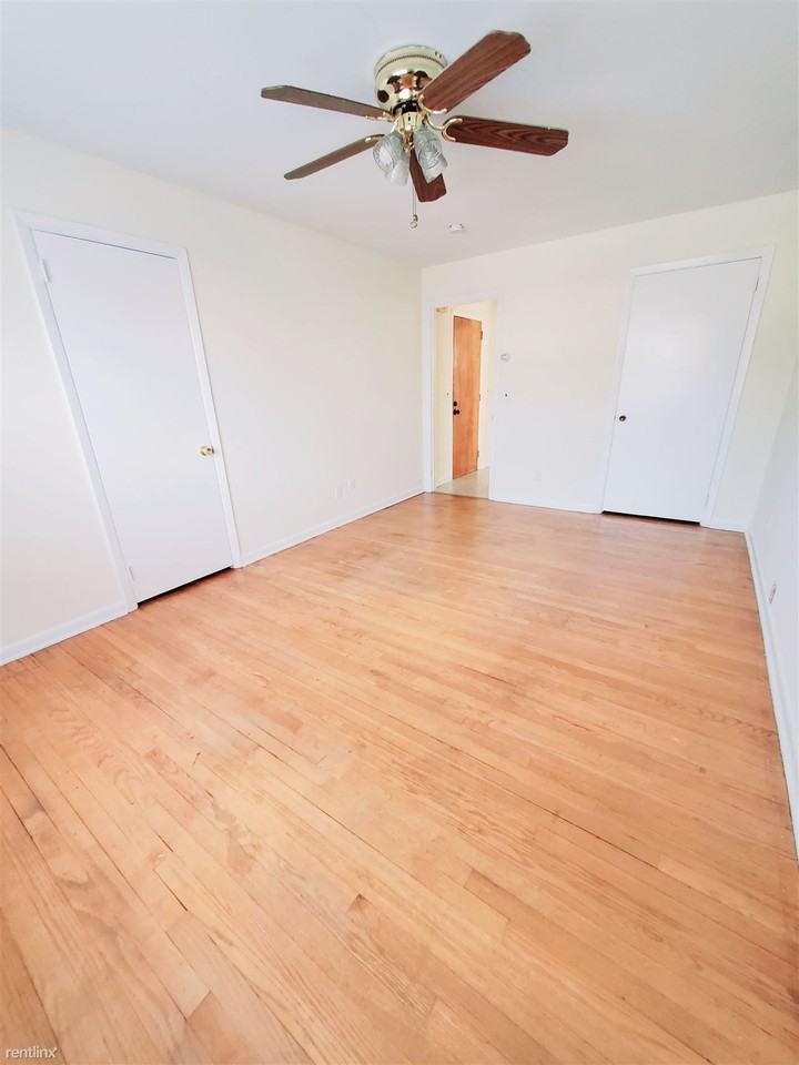 211 Wardwell St - Photo 2 of 4