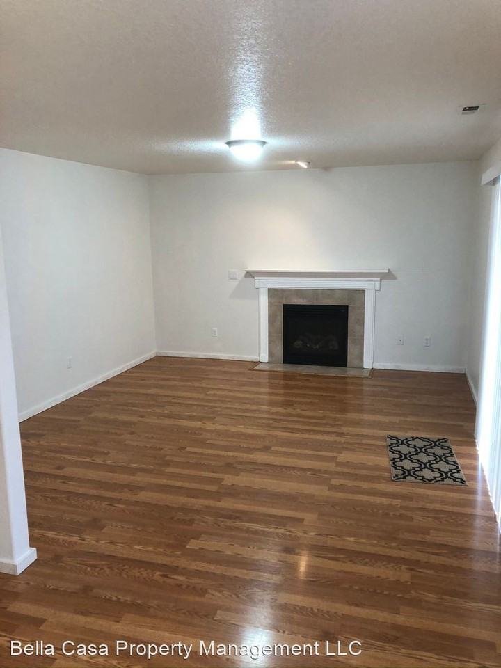 221 Sw Harrison St - Photo 3 of 21