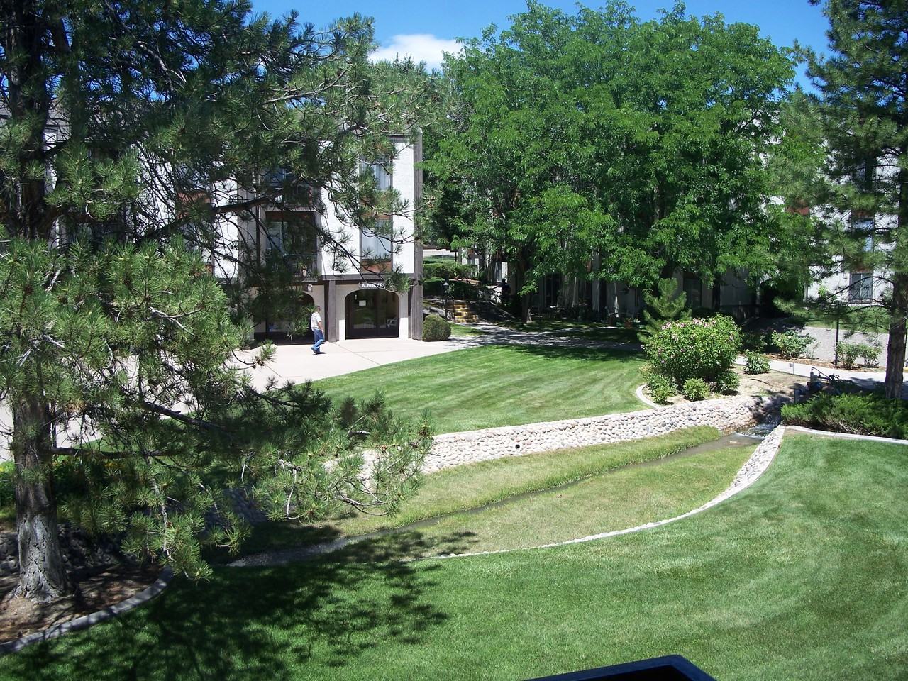 3150 Lakeside Dr #308