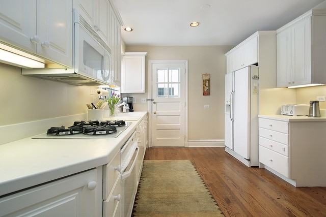 511 Greenwood Ave - Photo 3 of 10