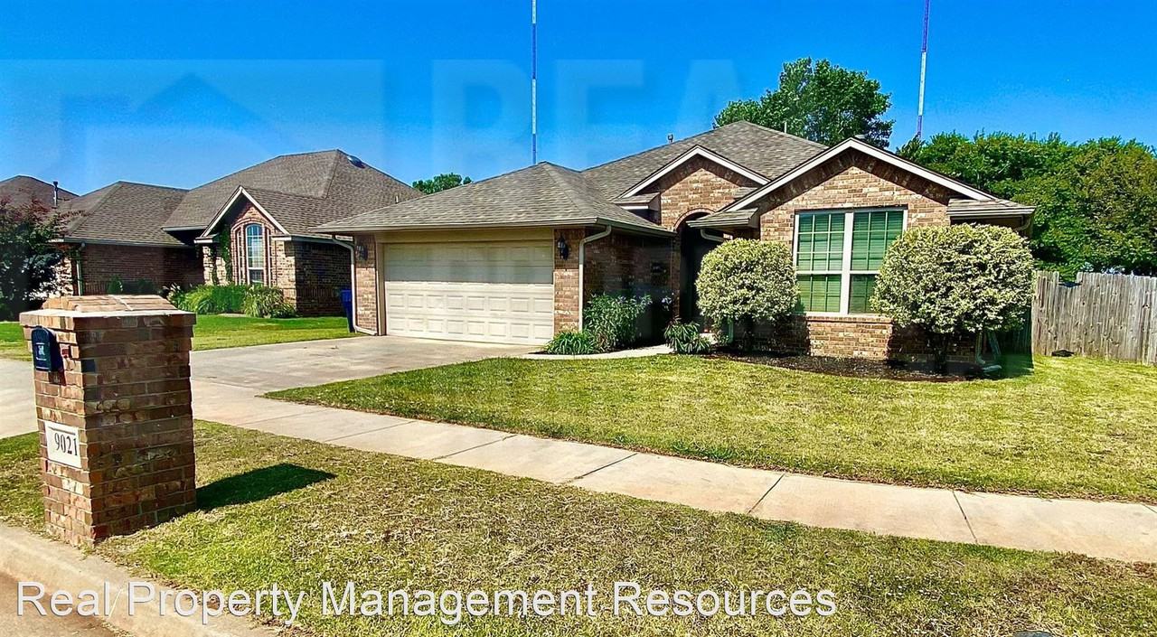 9021 Sw 55th St - Photo 3 of 27