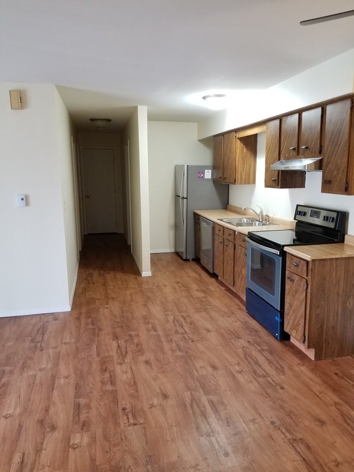 7614 N Cherryvale Blvd - Photo 3 of 12