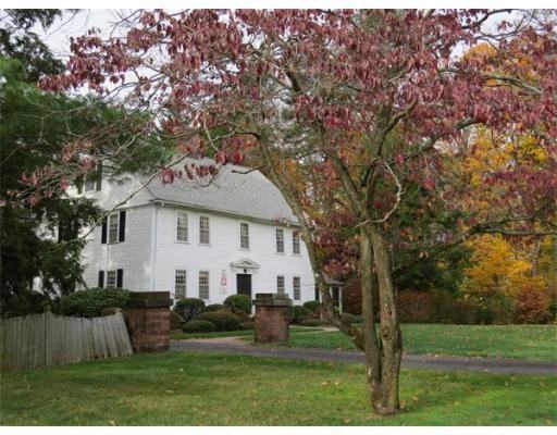 384 Longmeadow St - Photo 2 of 11