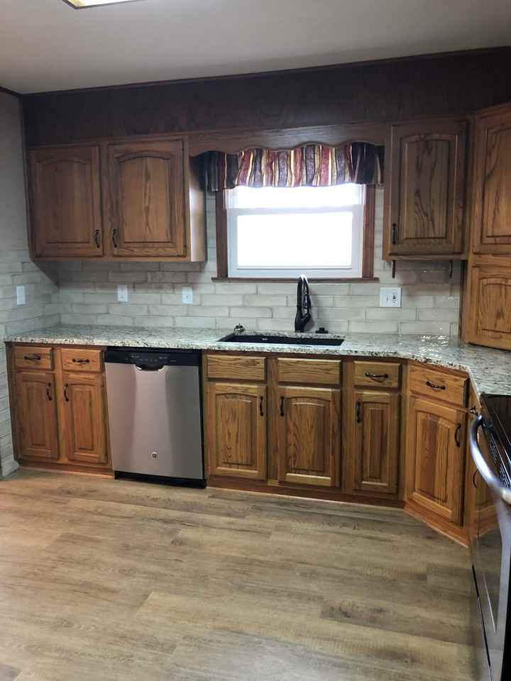 2203 Nw Chipman Rd - Photo 3 of 10