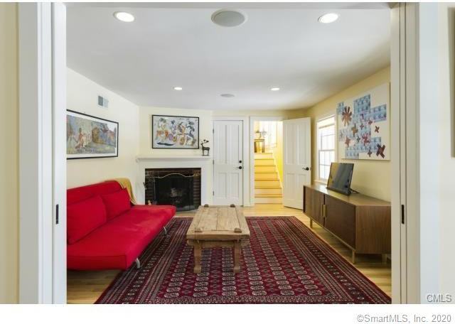 26 Ellery Ln - Photo 3 of 24