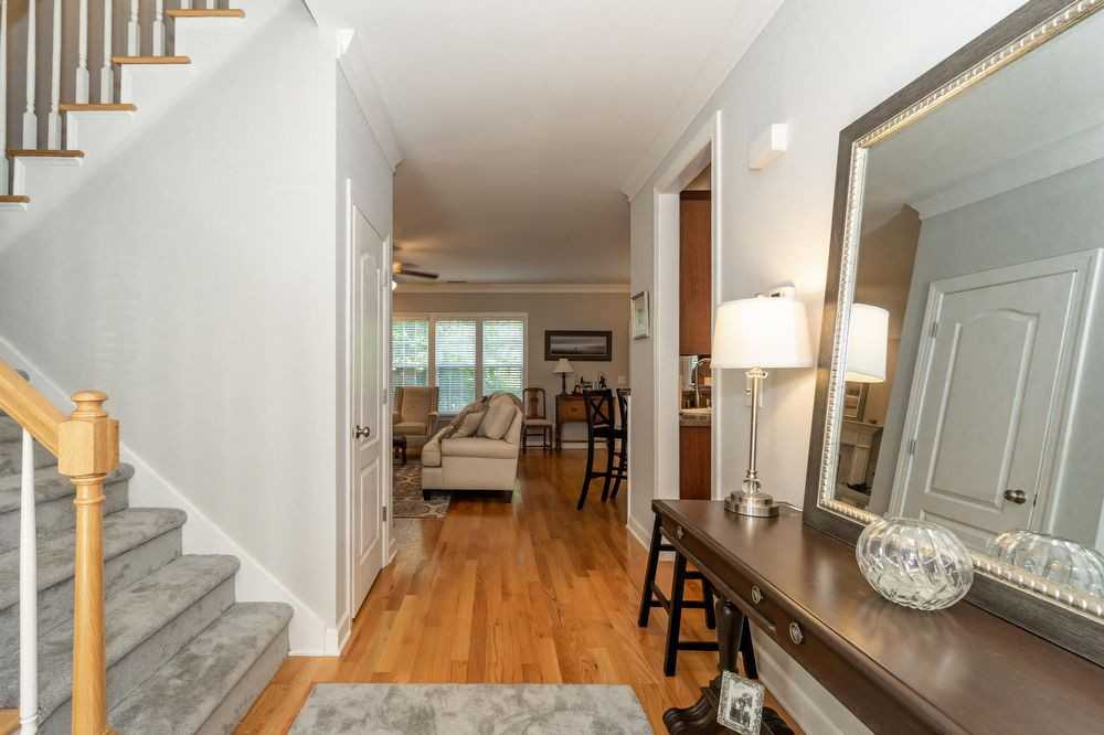 713 713 Magnolia Forest Court - 1 - Photo 3 of 19