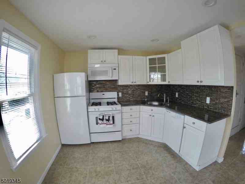 99 Bergen Ave Unit 2 - Photo 2 of 12